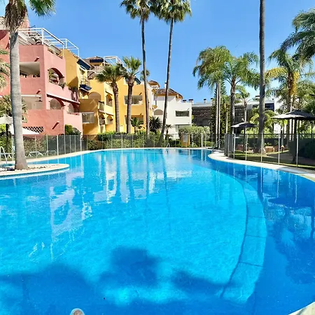 Penthouse Golden Mile Seaviews With Paddle Court - Eaw Homes Apartment